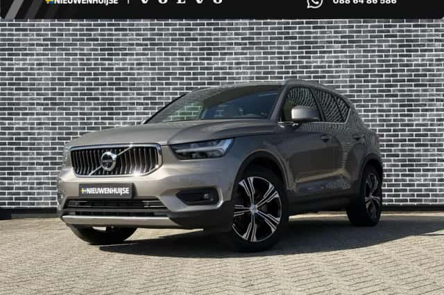 Volvo XC40 (2022) thumbnail 1