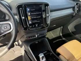 Volvo XC40 thumbnail 12