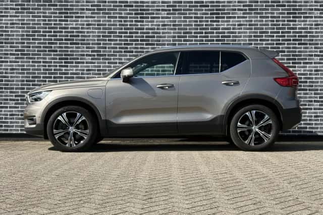 Volvo XC40 (2022) thumbnail 4