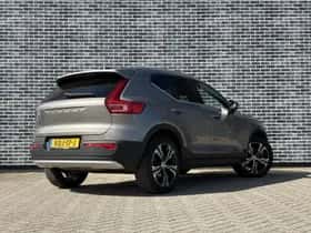 Volvo XC40 thumbnail 5