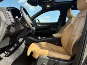 Volvo XC40 thumbnail 8