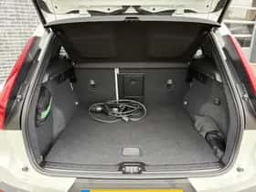 Volvo XC40 thumbnail 20