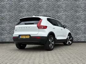 Volvo XC40 thumbnail 5