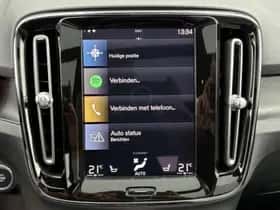 Volvo XC40 thumbnail 9