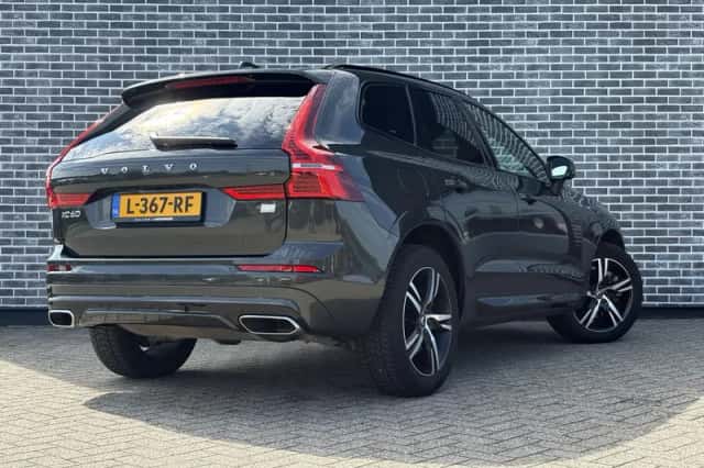 Volvo XC60 (2021) thumbnail 6