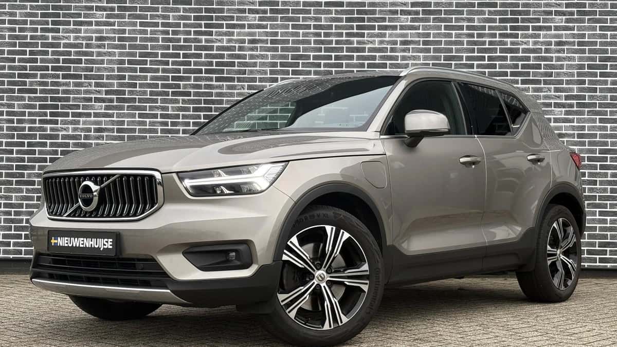 Volvo XC40 — foto 1