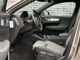 Volvo XC40 thumbnail 11