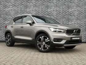 Volvo XC40 thumbnail 3