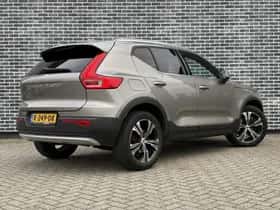 Volvo XC40 (2020) thumbnail 4