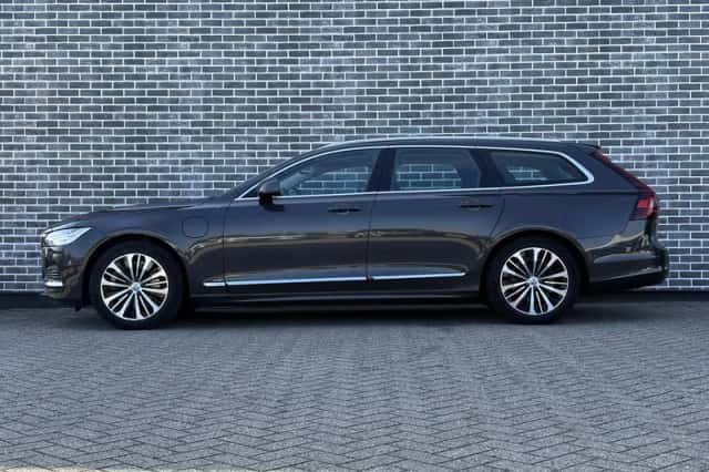 Volvo V90 (2022) thumbnail 3