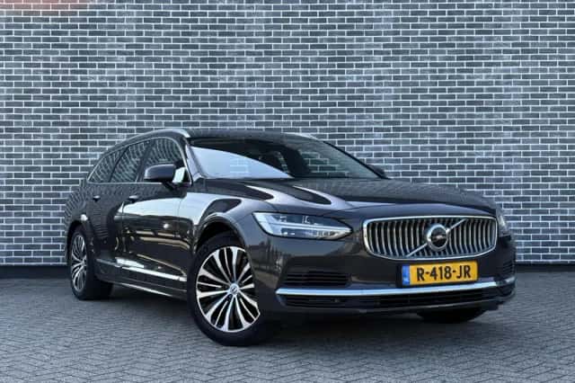 Volvo V90 (2022) thumbnail 4