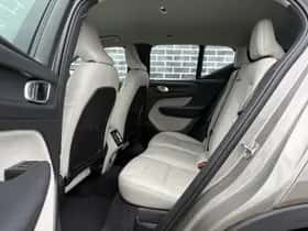 Volvo XC40 thumbnail 16