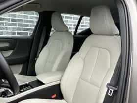 Volvo XC40 thumbnail 17