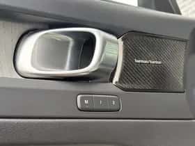 Volvo XC40 thumbnail 19