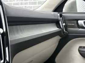Volvo XC40 thumbnail 22