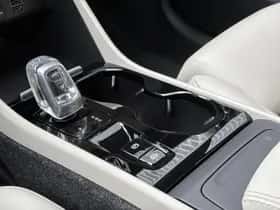Volvo XC40 thumbnail 23