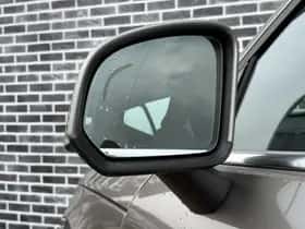 Volvo XC40 thumbnail 9