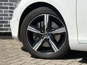 Volvo V40 thumbnail 8