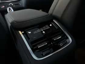 Volvo XC90 thumbnail 23