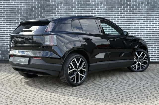 Volvo EX30 (2026) thumbnail 3