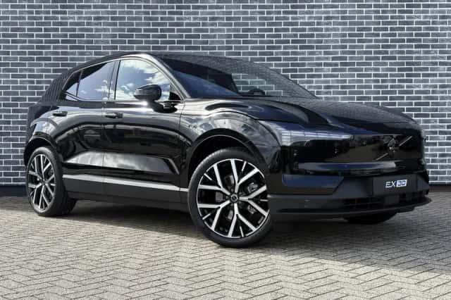 Volvo EX30 (2026) thumbnail 4