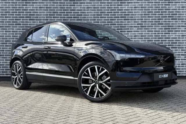 Volvo EX30 (2026) thumbnail 5