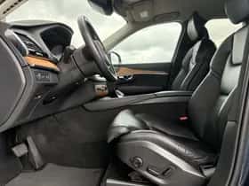 Volvo XC90 (2021) thumbnail 8