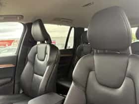 Volvo XC90 (2021) thumbnail 9