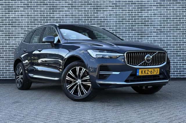 Volvo XC60 (2021) thumbnail 4