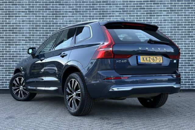 Volvo XC60 (2021) thumbnail 5