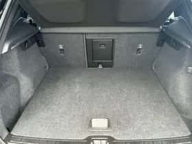 Volvo XC40 (2022) thumbnail 11