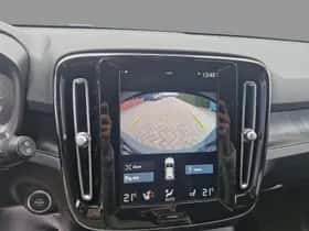 Volvo XC40 thumbnail 5
