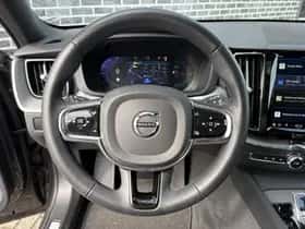 Volvo XC60 thumbnail 10