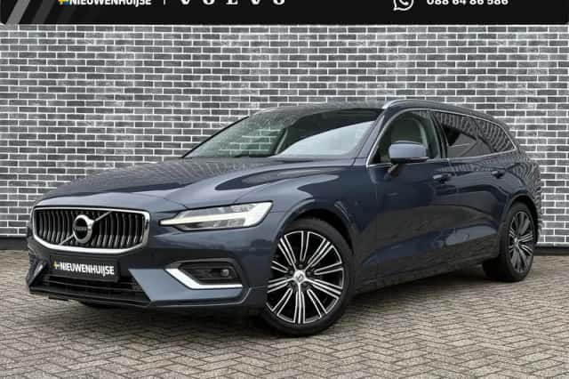 Volvo V60 (2021) thumbnail 1