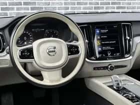 Volvo V60 thumbnail 2