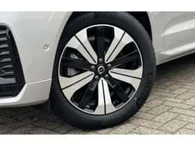 Volvo XC60 thumbnail 24
