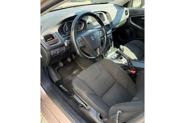Volvo V40 (2013) thumbnail 5