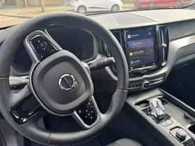 Volvo XC60 thumbnail 5