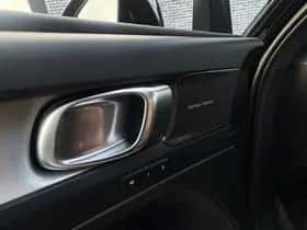 Volvo XC40 thumbnail 11