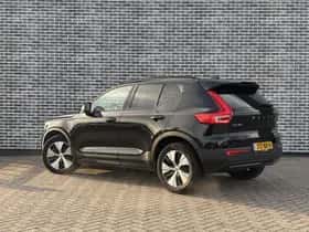 Volvo XC40 thumbnail 6