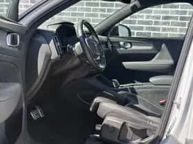 Volvo XC40 thumbnail 11