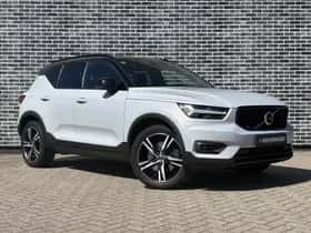 Volvo XC40 thumbnail 4