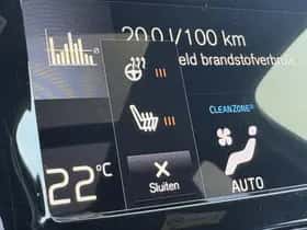 Volvo XC40 thumbnail 33