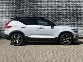 Volvo XC40 thumbnail 6