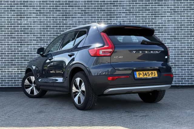 Volvo XC40 (2022) thumbnail 5