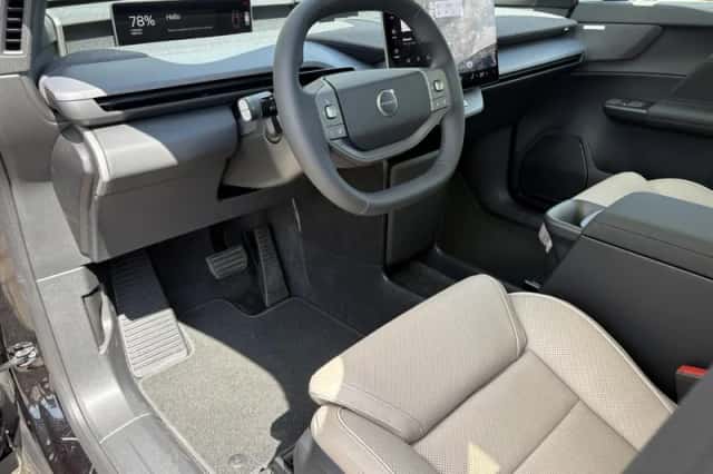 Volvo EX60 (2026) thumbnail 2