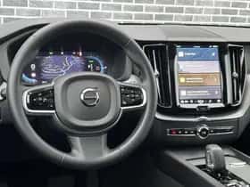 Volvo XC60 thumbnail 2