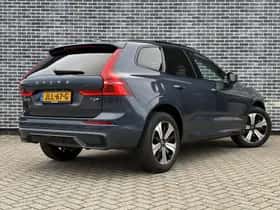 Volvo XC60 thumbnail 3