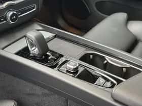 Volvo XC60 thumbnail 24