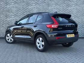 Volvo XC40 thumbnail 5